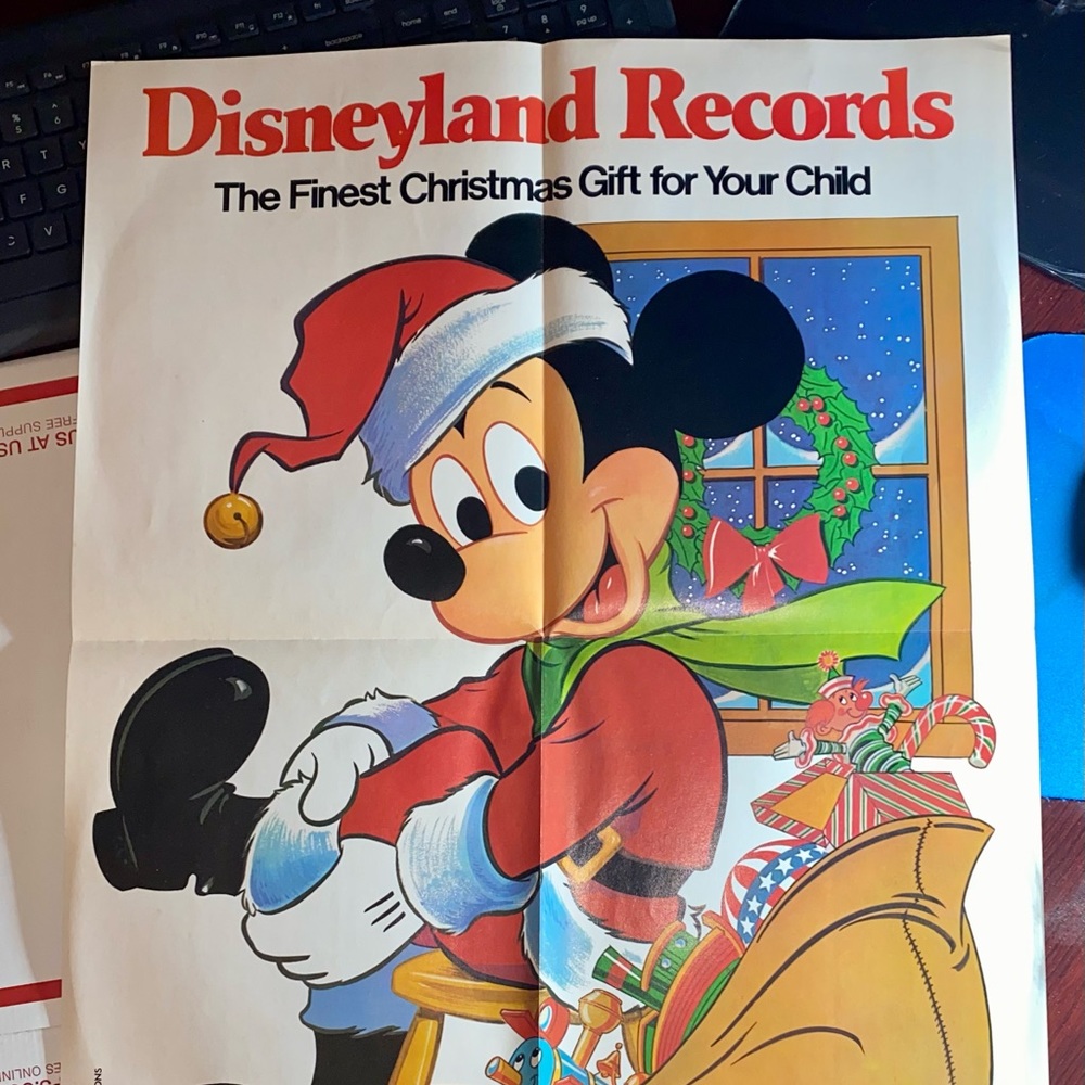 NWOT Vintage Disney Mickey Mouse Christmas Poster